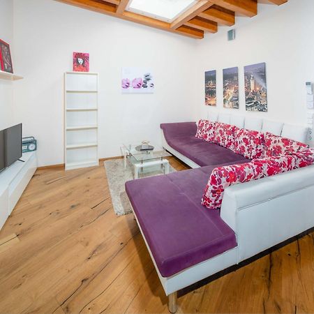 Apartment White Der Sportschule Badura Λειψία Εξωτερικό φωτογραφία